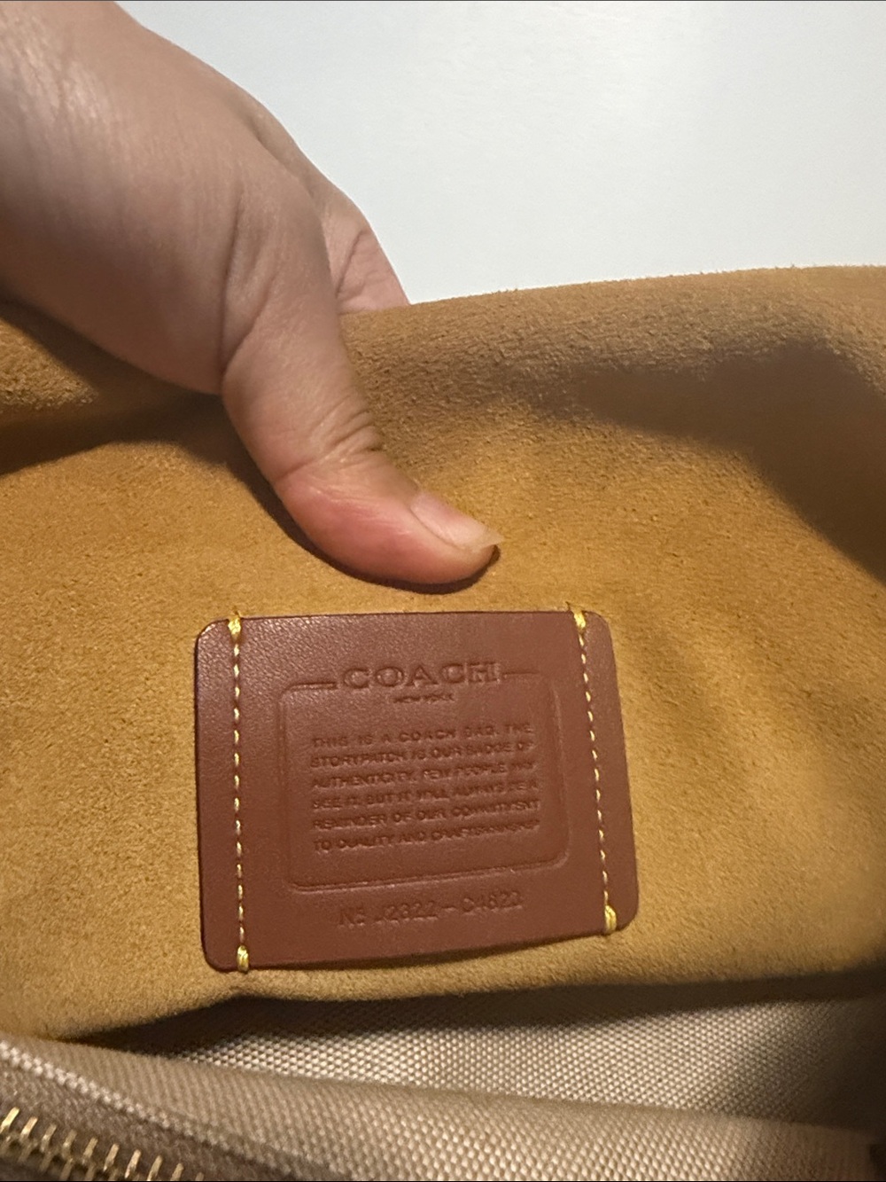 Soft Tabby Shoulder Bag - Picture 6 of 6